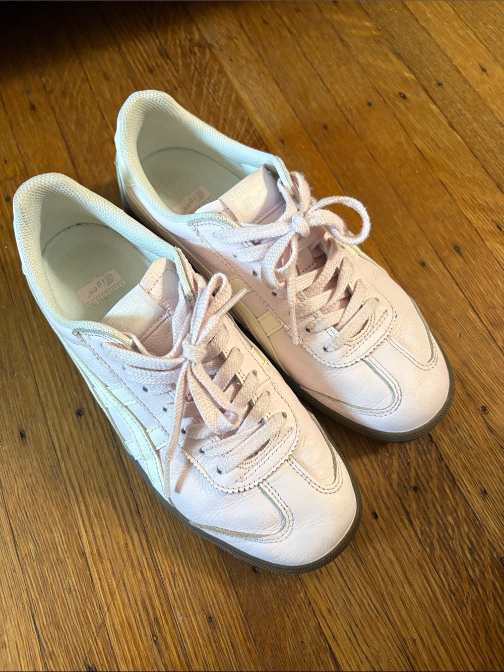 Onitsuka Tiger Tokuten pink sneakers size EUR 38